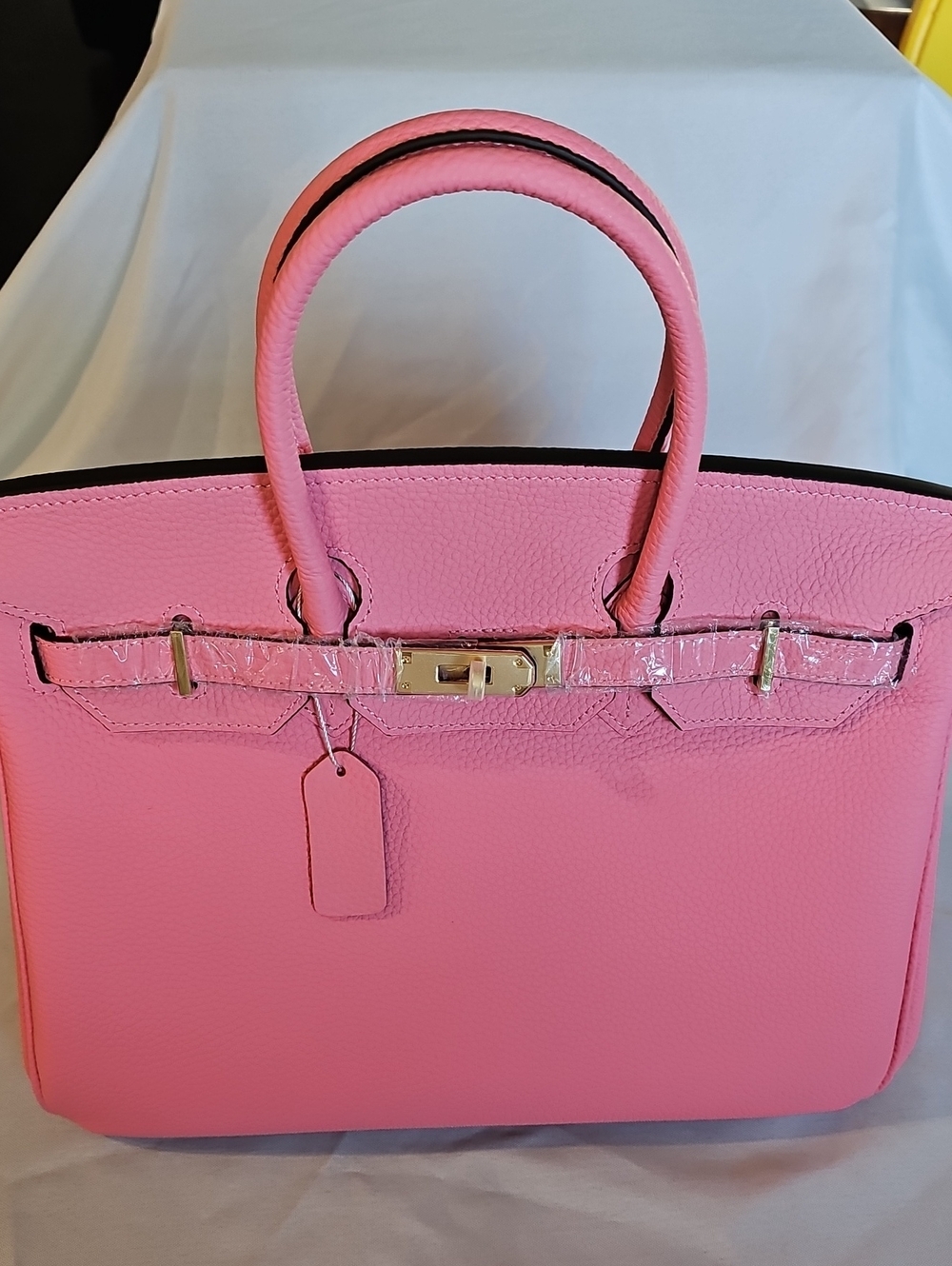 Pink Structured Leather Tote Handbag - Picture 7 of 14